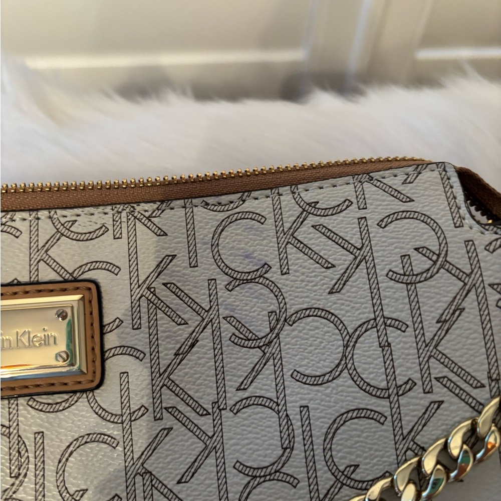 Great Condition Calvin Klein Monogrammed Crossbod… - image 8
